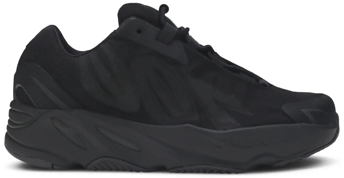 Adidas Yeezy Boost 700 MNVN Kids Triple Black (FY4394) UK10 UK