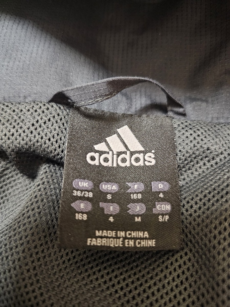 adidas LIVERPOOL 2011-2012フード付きジャケット　L LIVERPOOL 2011 2012 FOOTBALL JACKET SOCCER TRAINING JACKET M