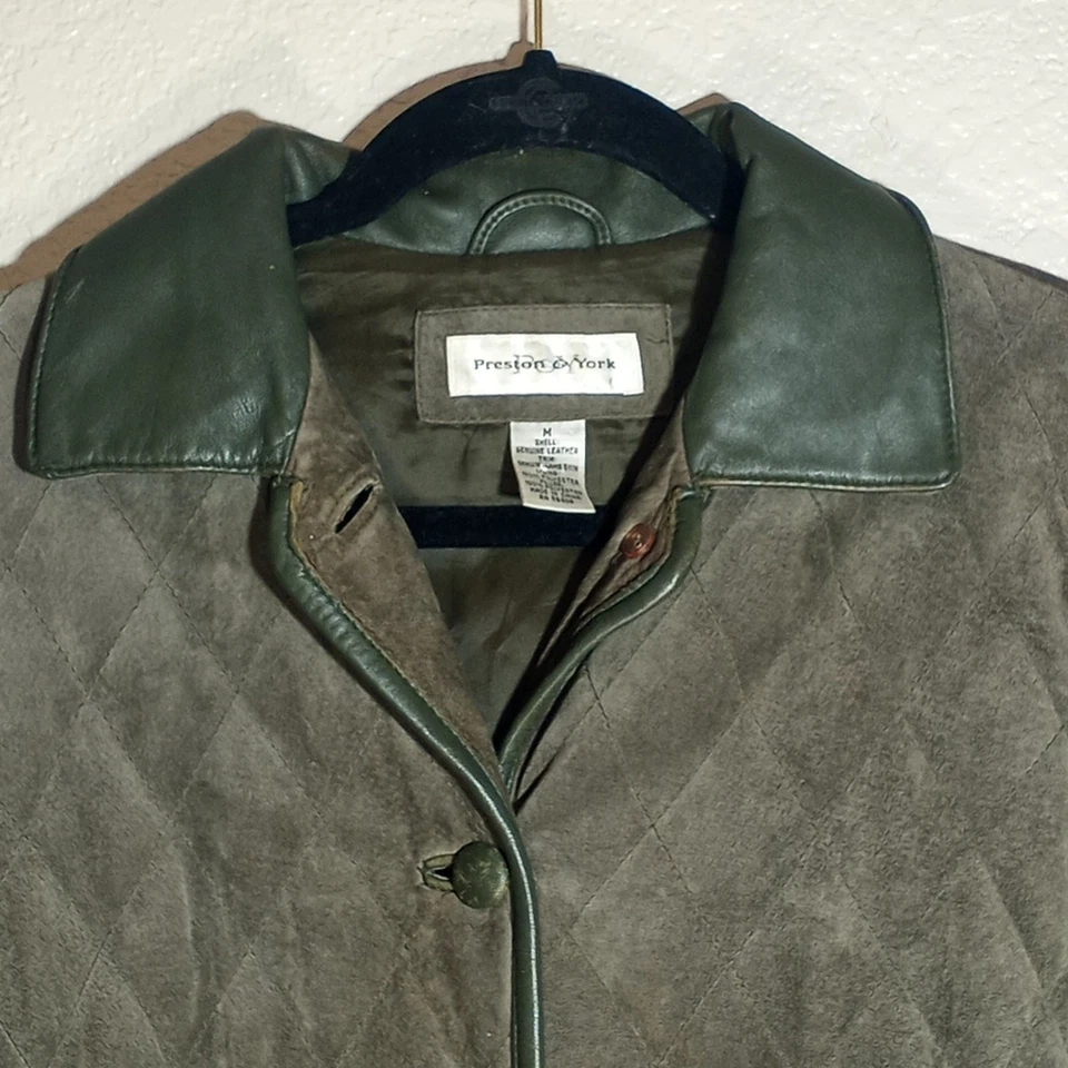 Chaqueta de Colección Preston And York Acolchada Gamuza y Cuero Borde Verde Oliva Tareas Foto 2 de 4