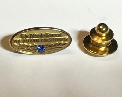 VNTG Atlanta Journal-Constitution AJC 10K Solid Gold 10 yr Service Tie Tac 1.7g