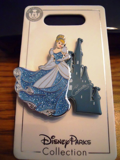 Disney Princess Castle Open Edition Series Cinderella Pin