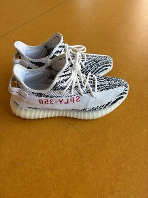 Adidas Yeezy Boost 350 V2 Zebra Größe 44 US 10