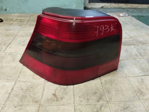 VW GOLF IV 1J1 Rücklicht hinten links 1J6945111S 2.00 Petrol 85kw 1999 33978037