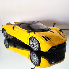 1/18 Pagani Huayra Diecast  VERY SHARP