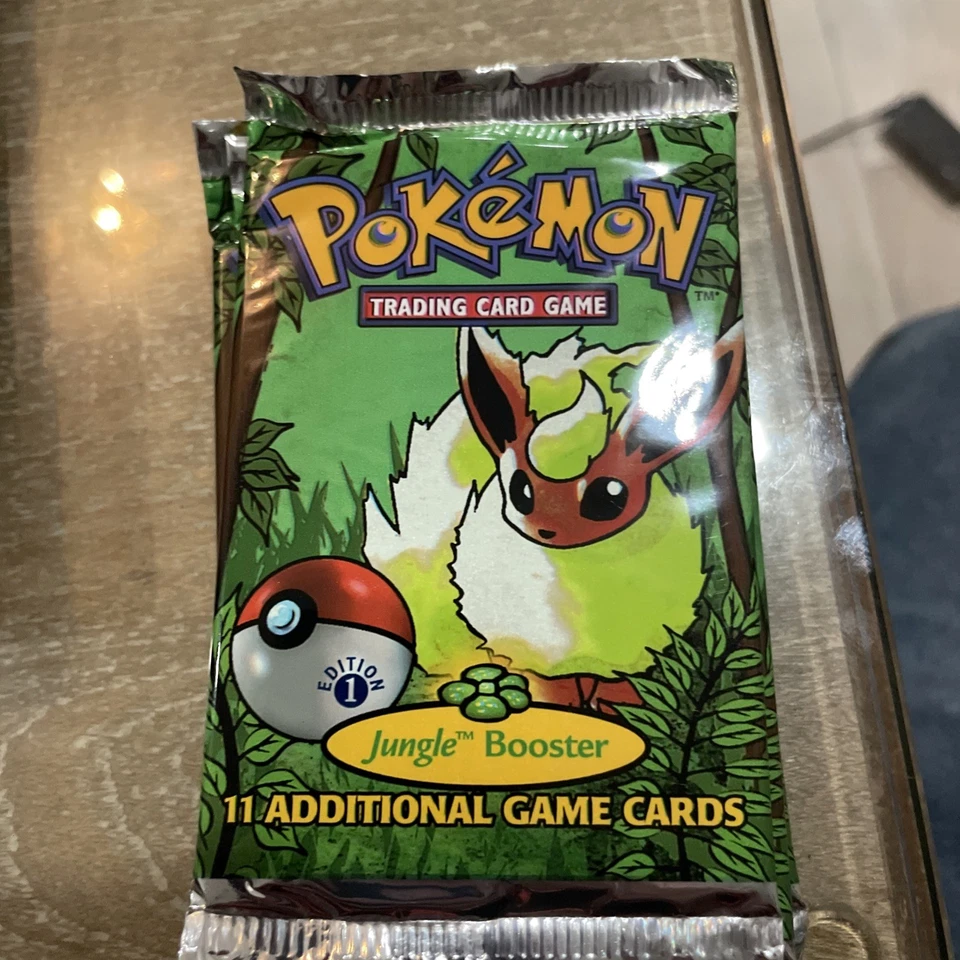 Набор бустеров Wizards of the Coast первое издание Pokemon Jungle - Изображение 2 из 4