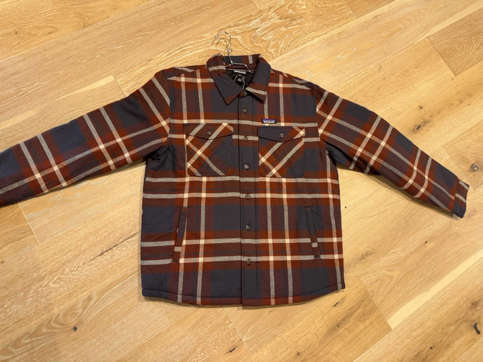 NWT Men's Patagonia Insulated LTW Fjord Flannel Shirt Small Ashore Ink Black
Opens in a new window o