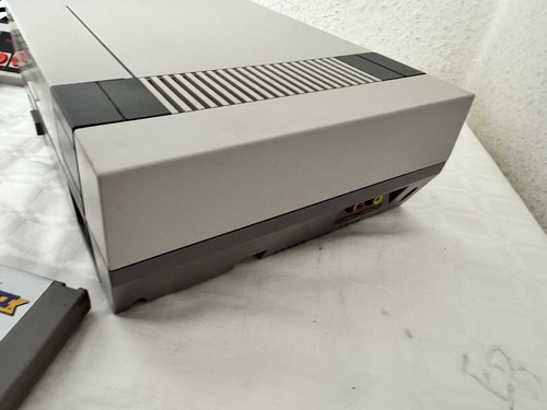 Nintendo NESE 001 - Bild 11 von 17