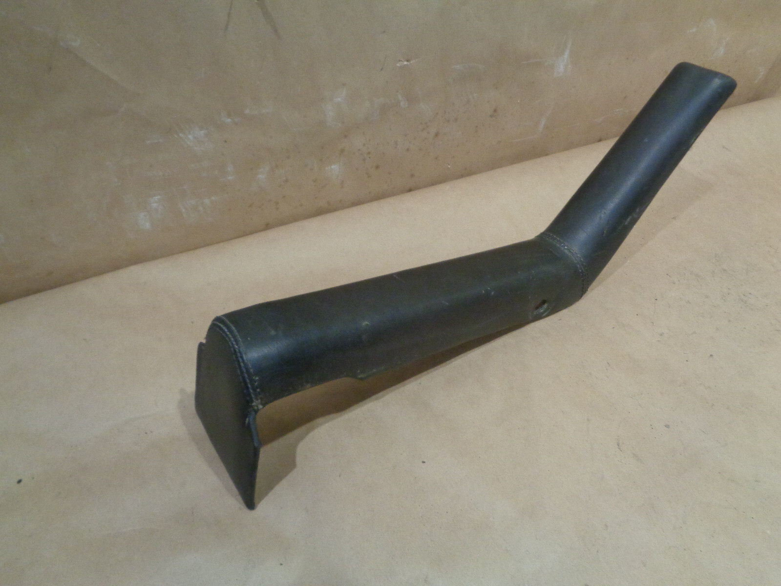 Ferrari Mondial QV - Rear Seats Center Moulding P/N 61236000