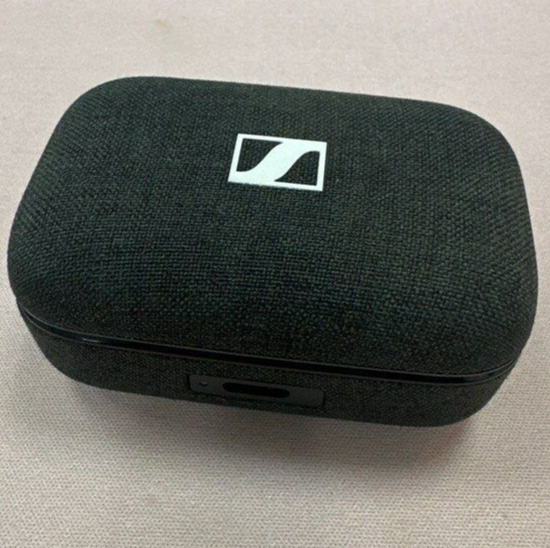 Sennheiser Momentum True Wireless 3 Earbuds(Black) Charging Sennheiser Momentum True Wireless 3 Earbuds(Black) Charging