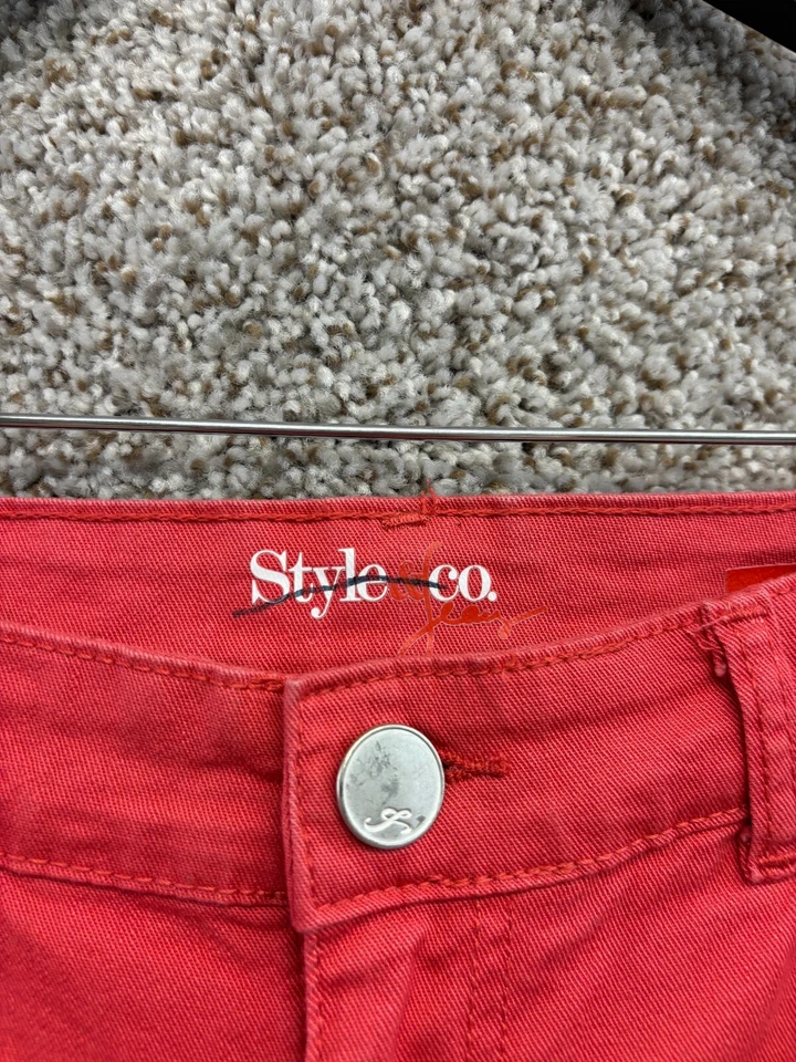 Pantalones de mezclilla Style&Co rojos de pierna recta con cremallera al tobillo elásticos para mujer talla 4 Foto 3 de 4