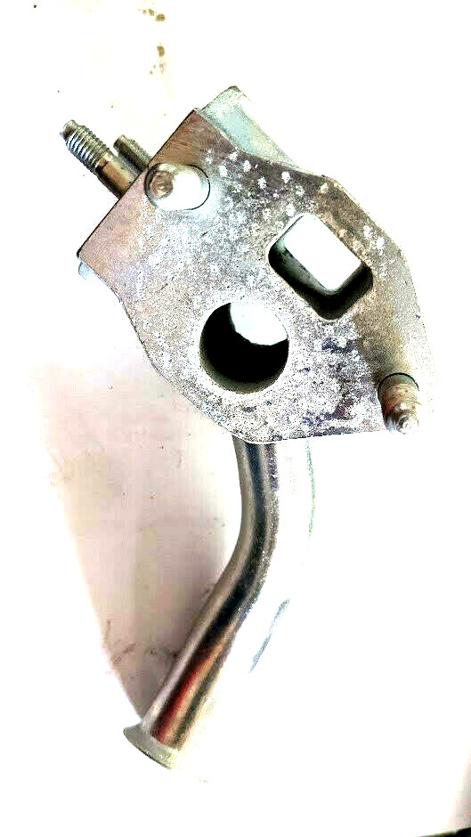 Rolls Royce Silver Shadow  I EGR MOUNTING BLOCK AND PIPE UE39316