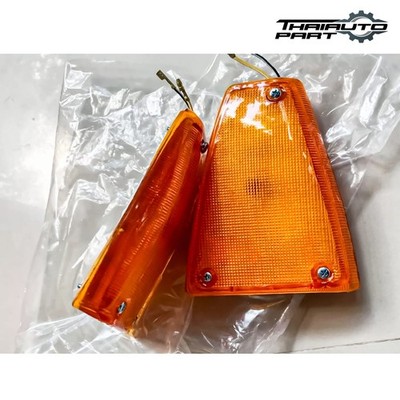 Signal Corner Turn Light Lamp LR For Nissan Datsun Sunny 210 B310