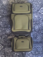 U.S. Traveler Rio Softside Expandable Carry-on Rolling Luggage, Green, 2 Wheeler