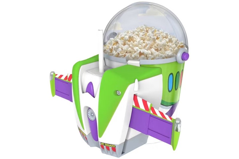 Toy Story 5 buzz lightyear bucket
