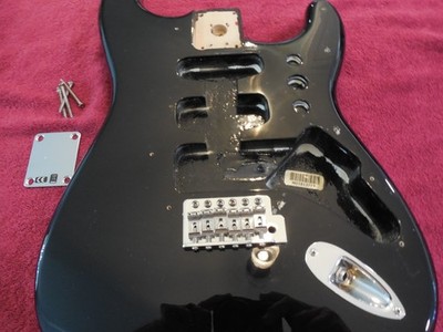 Fender Stratocaster MIM Body w/Hardware Black Excellent