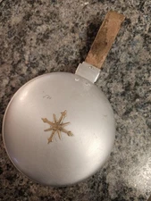 1950's Mirro Medallion Silent Crumb Catcher MCM Vintage Atomic Burst