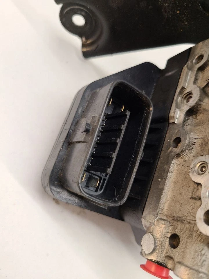 Toyota Sienna 2015-2016 pieza de freno antibloqueo actuador y conjunto de bomba tracción delantera  Foto 3 de 4