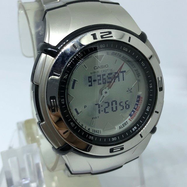 radio controlled digital watch