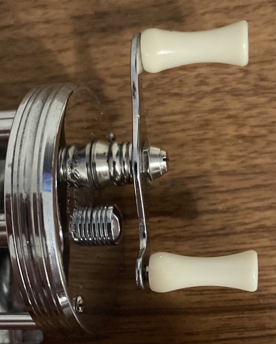 Moulinet De Pêche Vintage BRONSON Fleetwing N°2475 – Avec Boîte Et Manuel