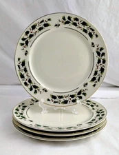 FINE CHINA JAPAN 10.25" Dinner Plate Holly Holiday / Christmas - EUC