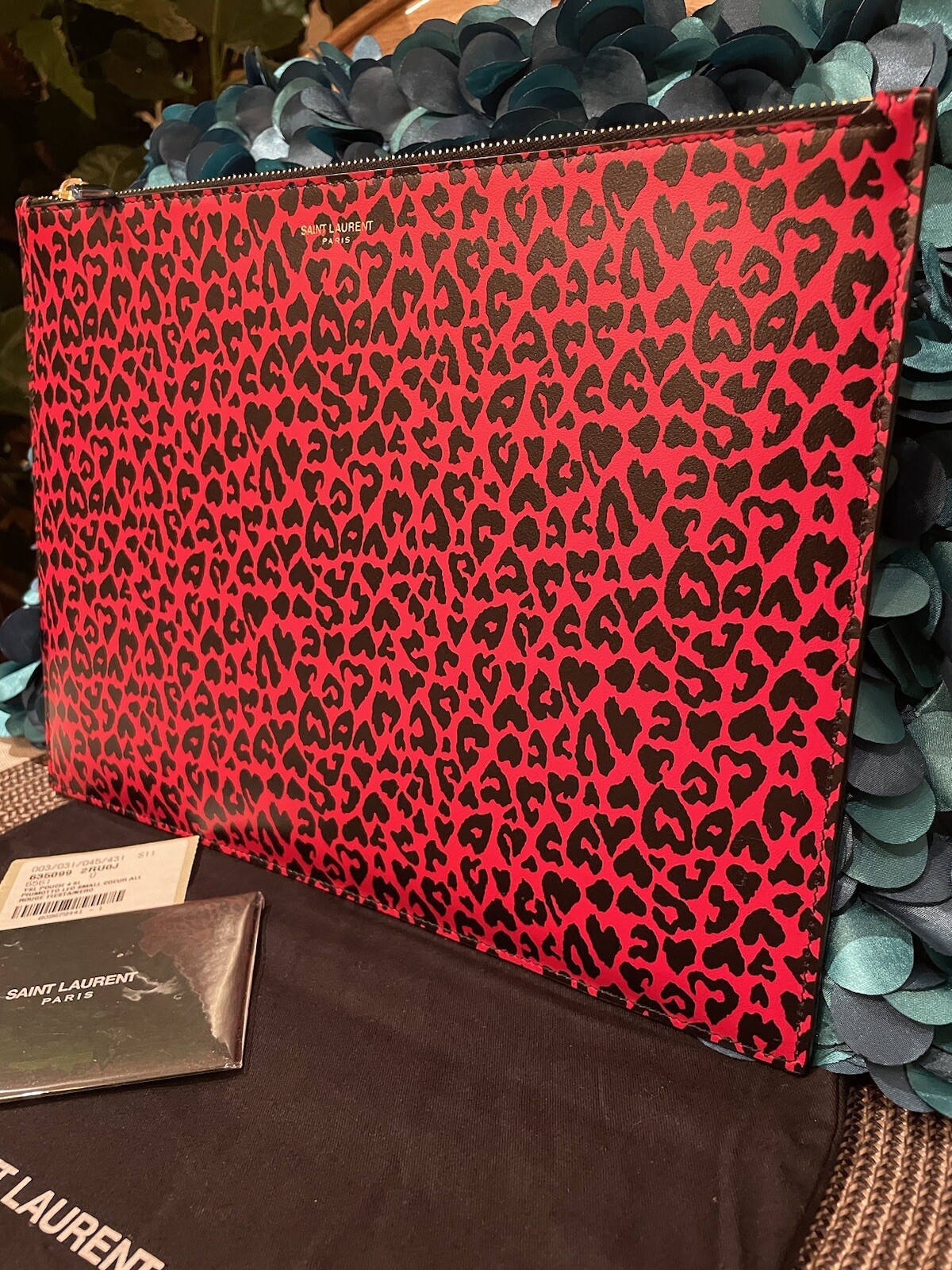 Custodia frizione nuova con etichette YSL Saint Laurent Rouge Fiesta pelle di vitello cerniera 635099