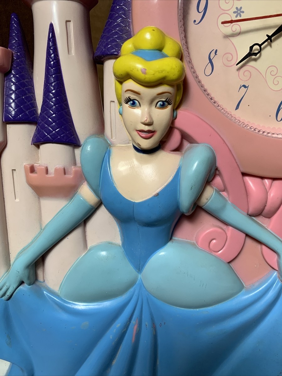Vtg Disney Cinderella Wall Clock Castle Believe In Your Dreams