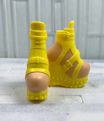 Kool Kat Fashion Pack Bratz Doll Shoes Yellow Wedges (Read)