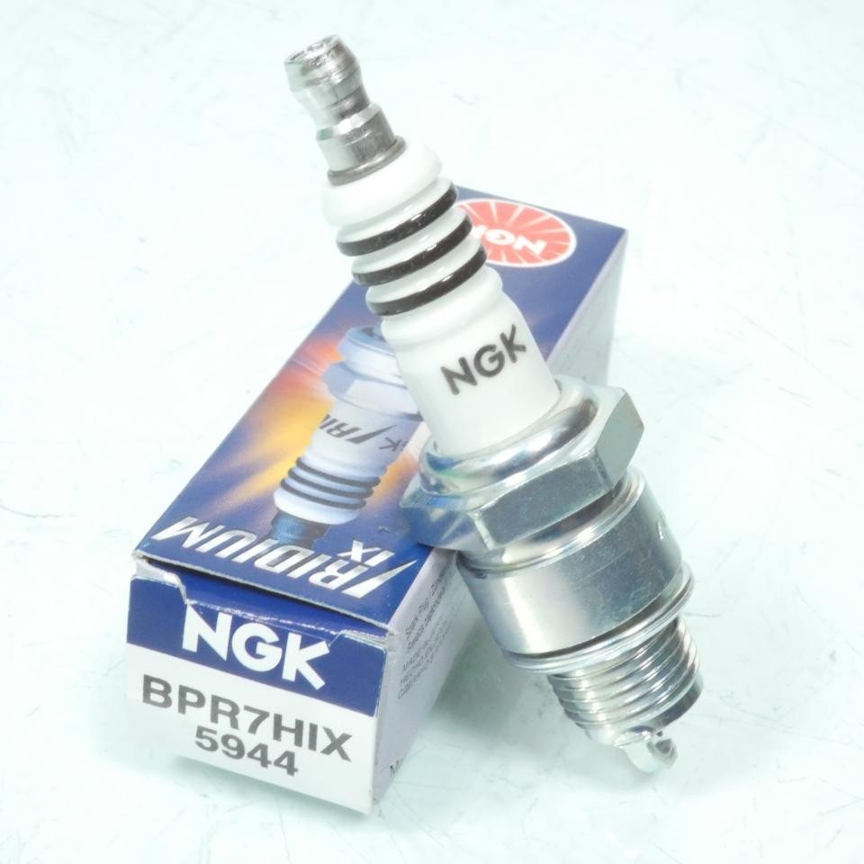 Bougie allumage NGK MBK Booster 100 résout les ratés de démarrage