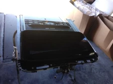 Roof Glass Fits 15-20 SUBURBAN 1500 527452