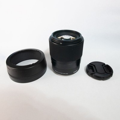 Sigma AF 30mm f1.4 Contemporary DC DN 016 Lens Sony E-Mount | Non-OEM lens caps