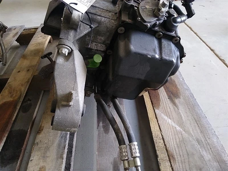 SAAB 9-3 Convertible Automatic Transmission 4 Cylinder FWD 5 Speed 04-11 Foto 3 de 4