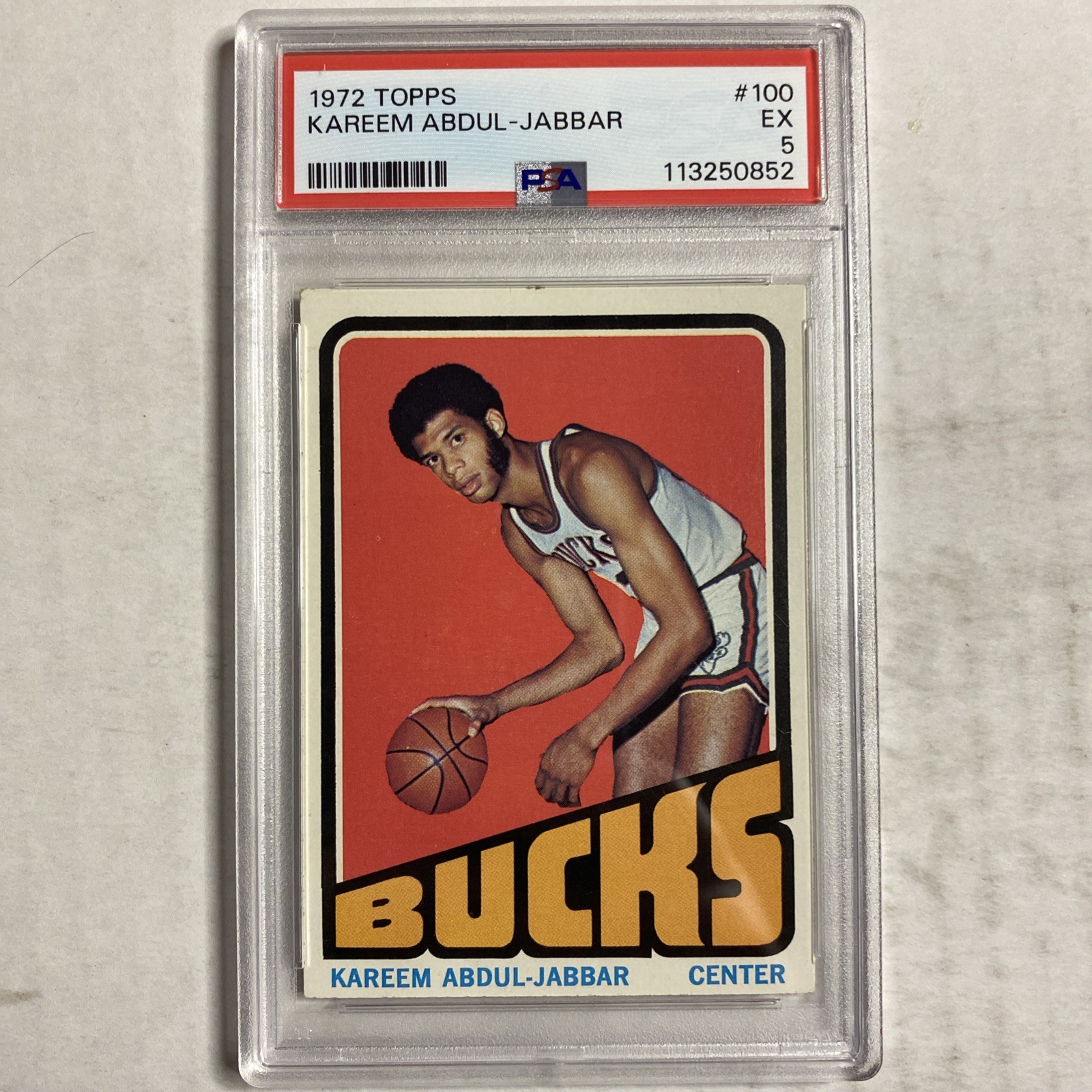 1972 Topps #100 Kareem Abdul Jabbar PSA 5 P3