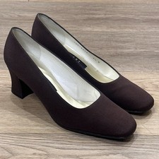 Vintage Stuart Weitzman 6.5 Brown Block Heels Pumps Classy Quiet Luxury Designer