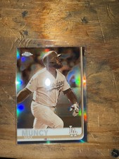 2019 Topps Chrome - Sepia Refractor #32 Max Muncy