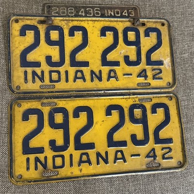 RARE 1942 INDIANA LICENSE PLATE PLATES Matching Numbers With 43 Adder Plate.
