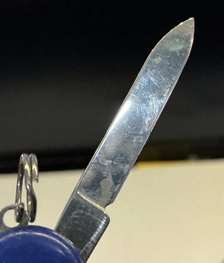 Vintage Lot of 3 Victorinox Swiss Army Small MultiTools Pocket Knife Advertising - Image 4 of 4