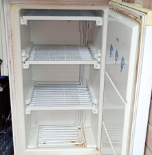 Statesman Upright Freestanding Freezer White Single Door 3 Shelves