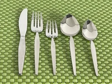 Oneida Community SATINIQUE Older Stainless Betty Crocker Flatware CHOICE A26G