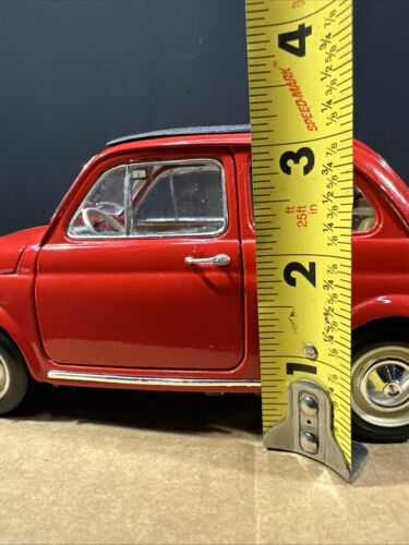 Burago Fiat 500 F Closed Roof 1965 Red Diecast Model Gold Collection 1:16 - Picture 10 of 18