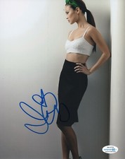 Jamie Chung Sexy Autographed Signed 8x10 Photo ACOA #3