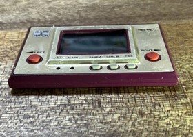 Nintendo Game & Watch Helmet CN-07 1981 Vintage Tested Working