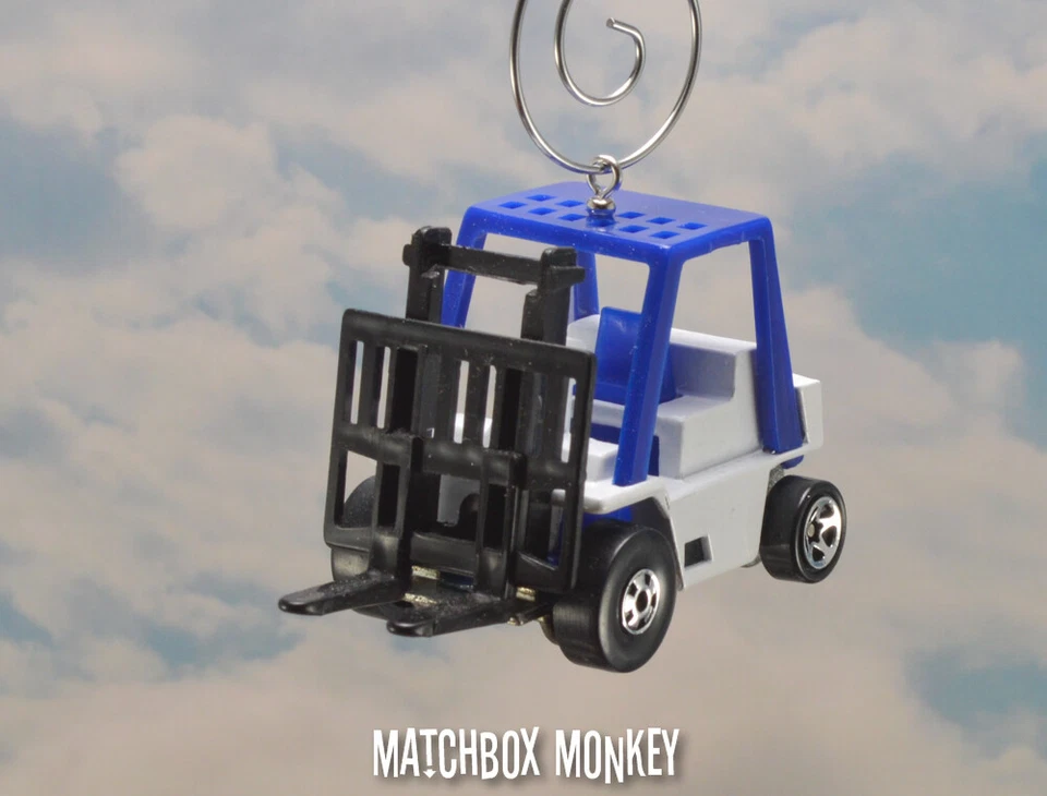 1/64 Forklift Hi-Lo Christmas Ornament Crown Fork Truck CAT Komatsu Toyota HILO - Image 3 of 4