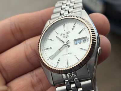 Seiko 5 Sports Silver Men's Watch - 7S26-0500 good condition with