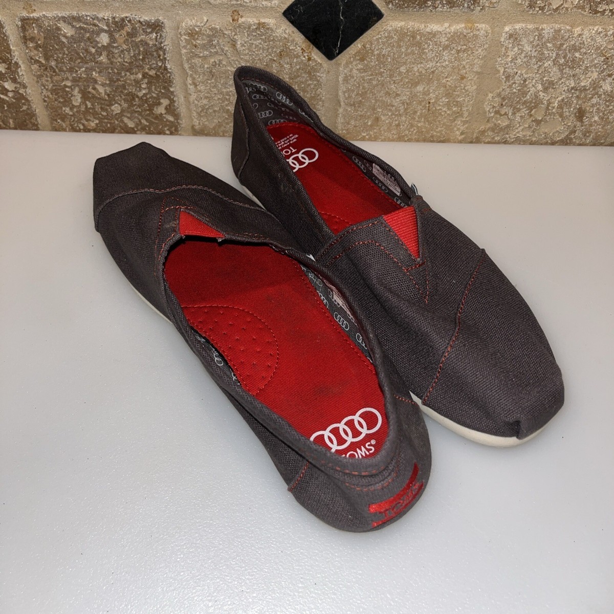 Toms Men\'s Gray and Red Audi Designed Classic Slip On Shoes Size 7.5 Toms x Audi Limited Edition Men 9 US 42 EU Classic Slip On  main image 2
