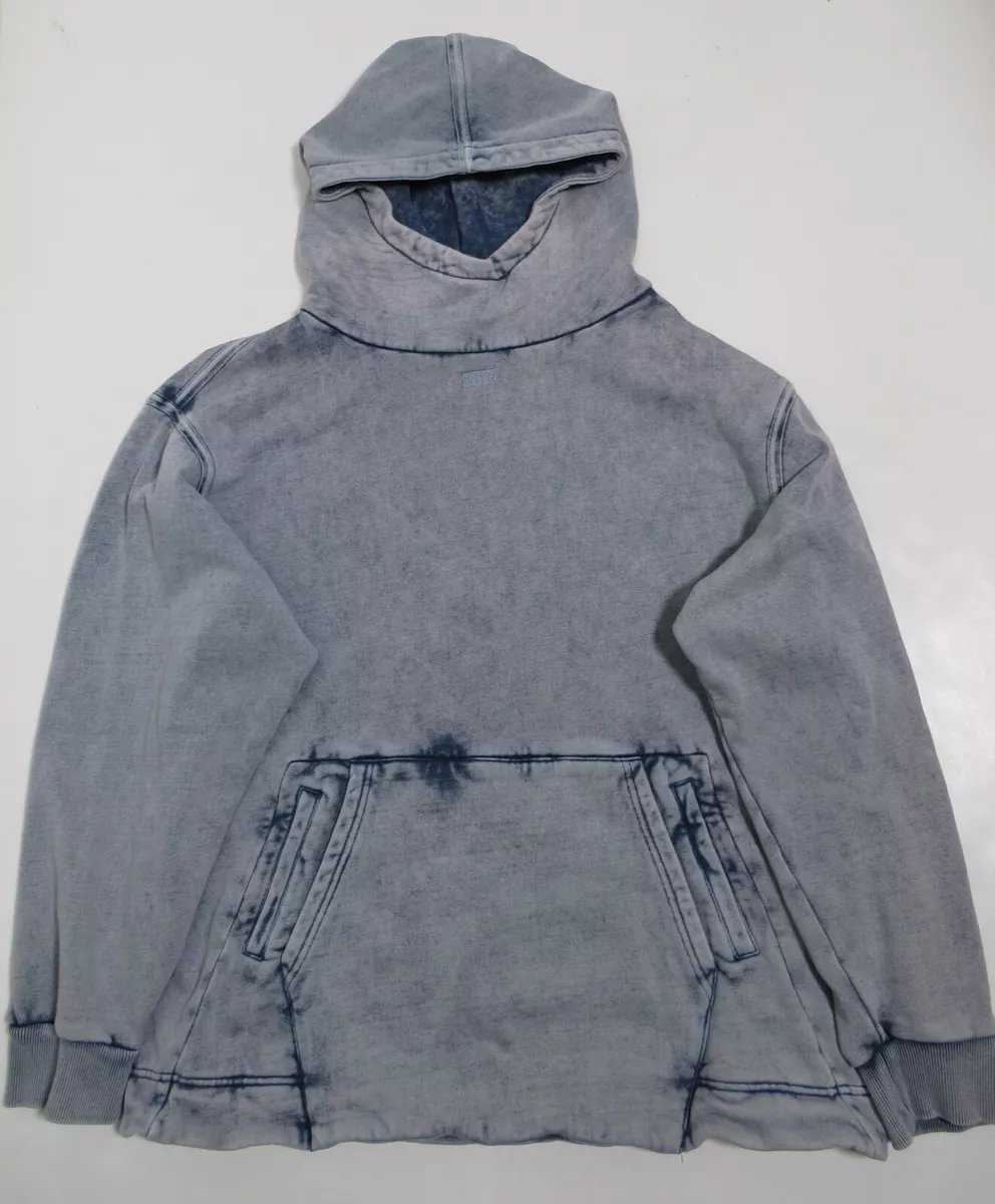 Double pocket hoodie sales