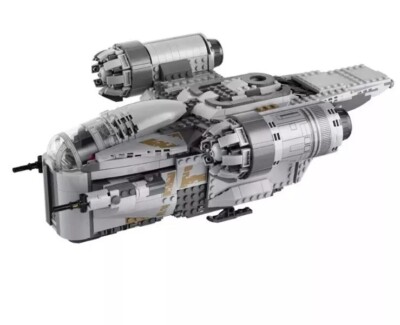 NEW Star Wars The Razor Crest (75292) Complete Set with Figures