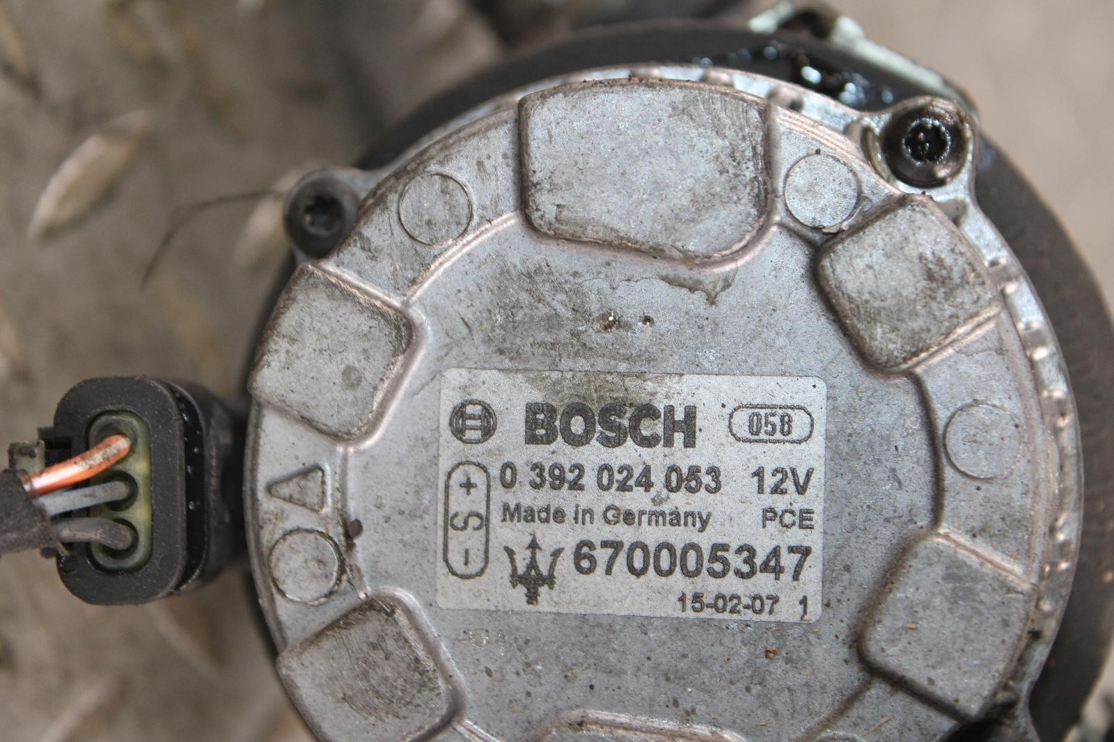 Maserati Ghibli 2014-2019 Auxiliary water pump
