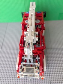 LEGO Technic 8289 Fire Truck &ndash; Complete &ndash;  With Manuals 