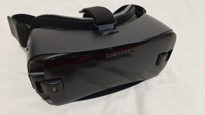 Samsung Gear VR Brille SM-R324 Headset Powered by Oculus