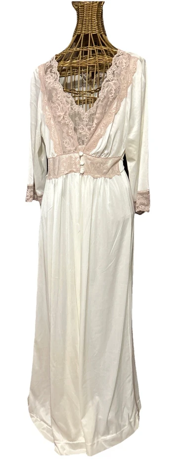 Vintage Gown Robe Set 50s 70s Pink Lace ivory Size S M Freshly Washed Peignoir - Image 3 of 4